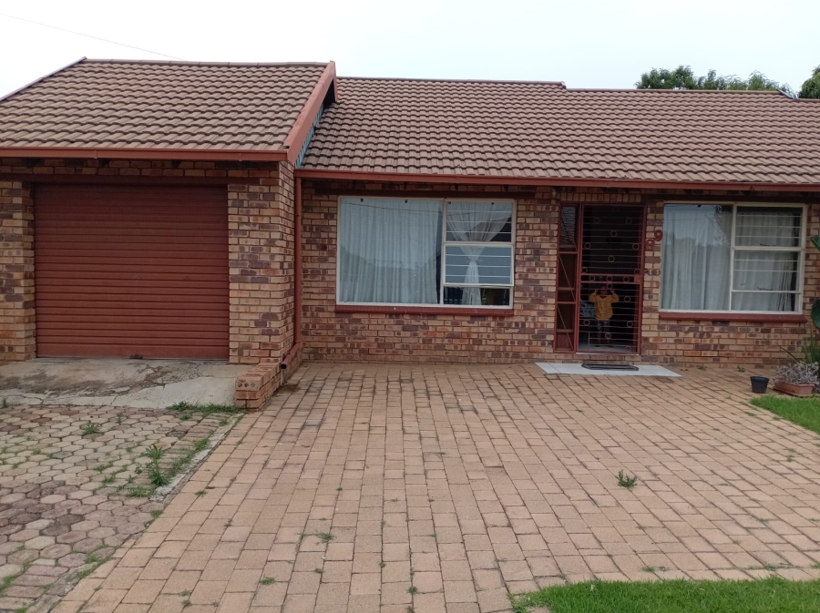 3 Bedroom Property for Sale in Krugersdorp West Gauteng