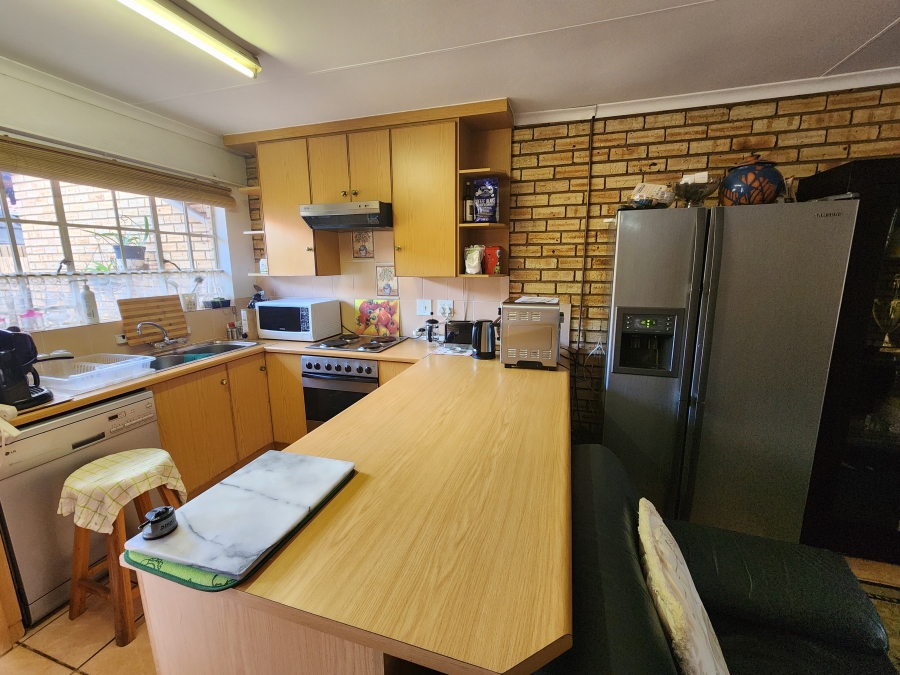 3 Bedroom Property for Sale in Noordheuwel Gauteng