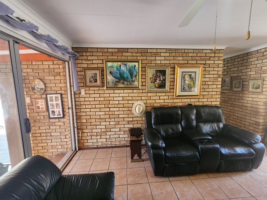 3 Bedroom Property for Sale in Noordheuwel Gauteng