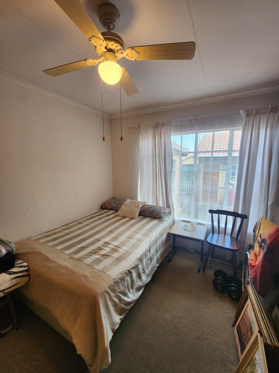 3 Bedroom Property for Sale in Noordheuwel Gauteng