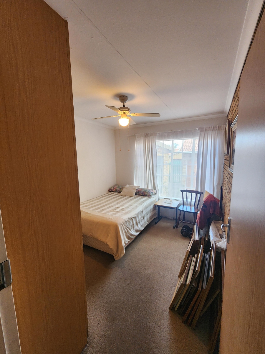 3 Bedroom Property for Sale in Noordheuwel Gauteng