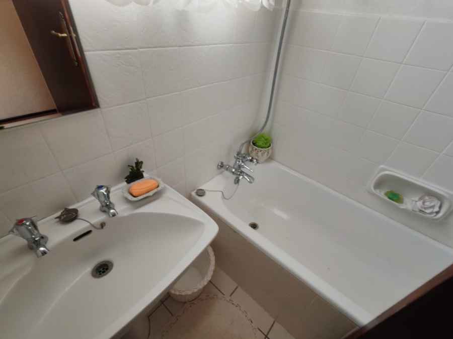 3 Bedroom Property for Sale in Horison Gauteng