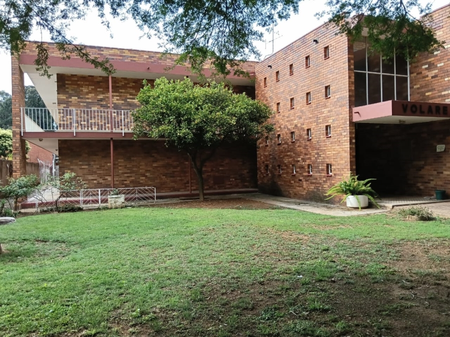 2 Bedroom Property for Sale in Greenhills Gauteng