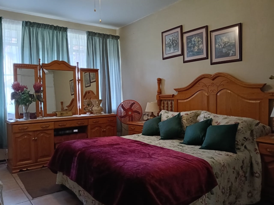 2 Bedroom Property for Sale in Greenhills Gauteng