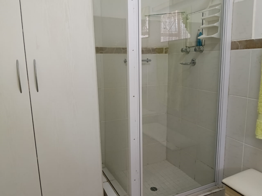 2 Bedroom Property for Sale in Greenhills Gauteng