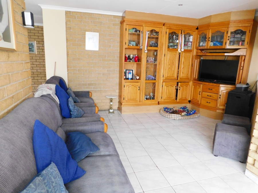 4 Bedroom Property for Sale in Krugersdorp West Gauteng