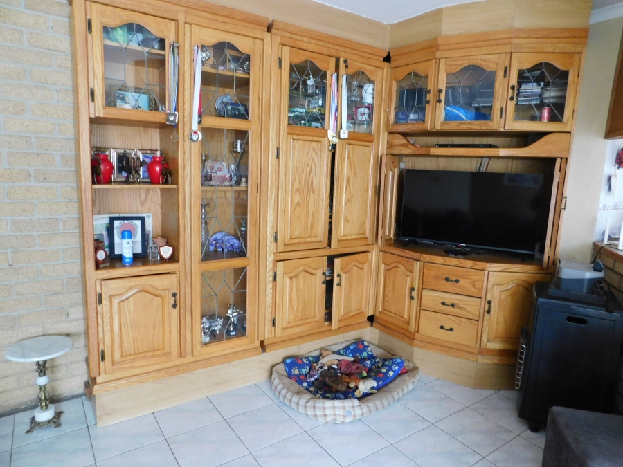 4 Bedroom Property for Sale in Krugersdorp West Gauteng