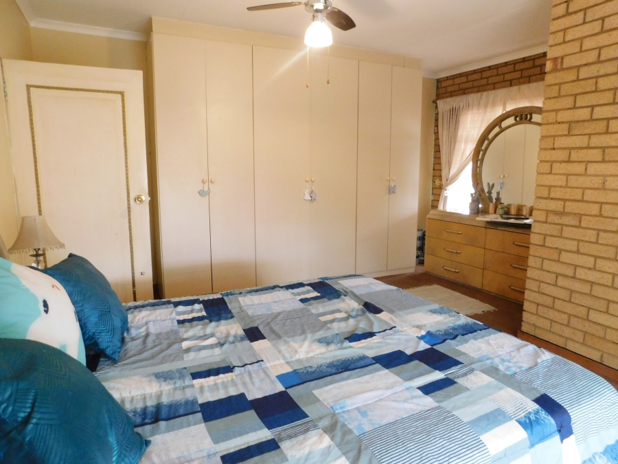 4 Bedroom Property for Sale in Krugersdorp West Gauteng