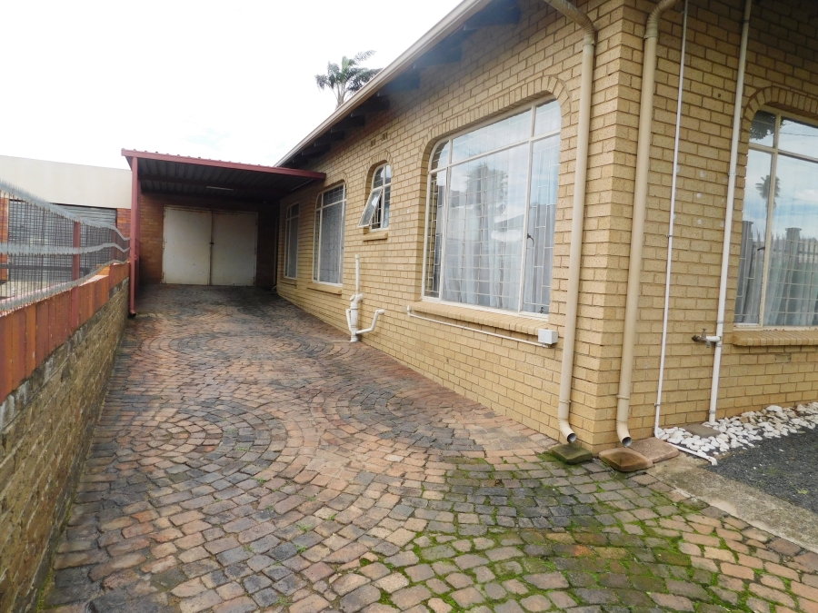 4 Bedroom Property for Sale in Krugersdorp West Gauteng