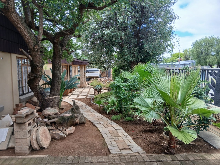 4 Bedroom Property for Sale in Fochville Gauteng