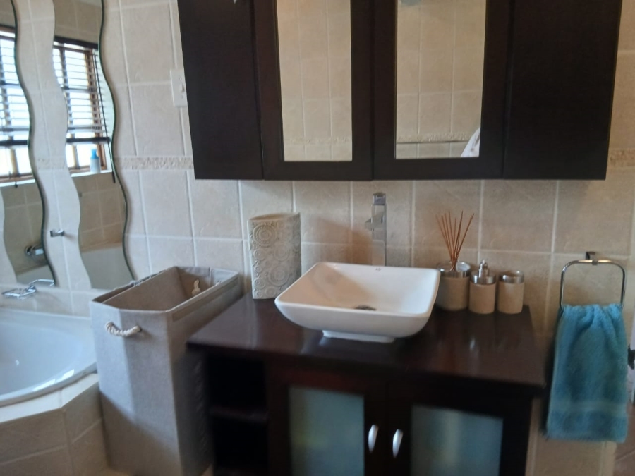 4 Bedroom Property for Sale in Fochville Gauteng