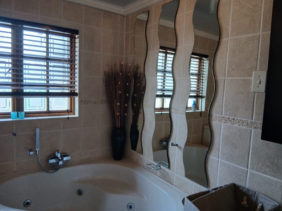 4 Bedroom Property for Sale in Fochville Gauteng