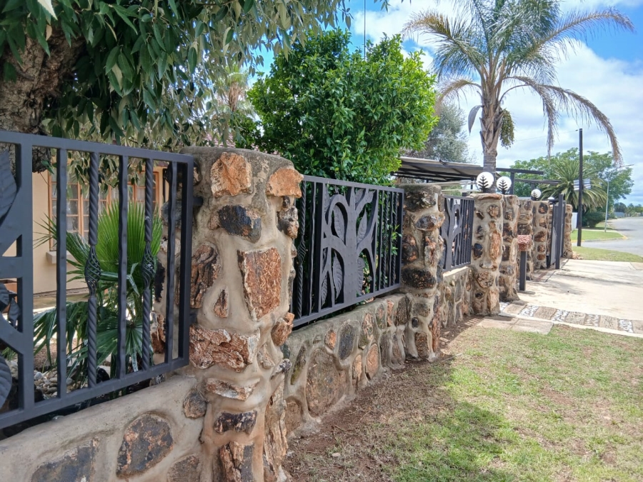 4 Bedroom Property for Sale in Fochville Gauteng