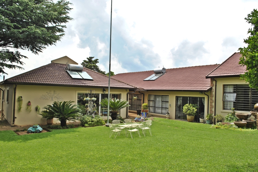 4 Bedroom Property for Sale in Noordheuwel Gauteng