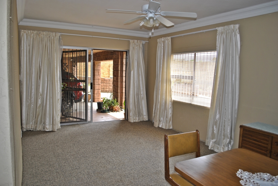 4 Bedroom Property for Sale in Noordheuwel Gauteng