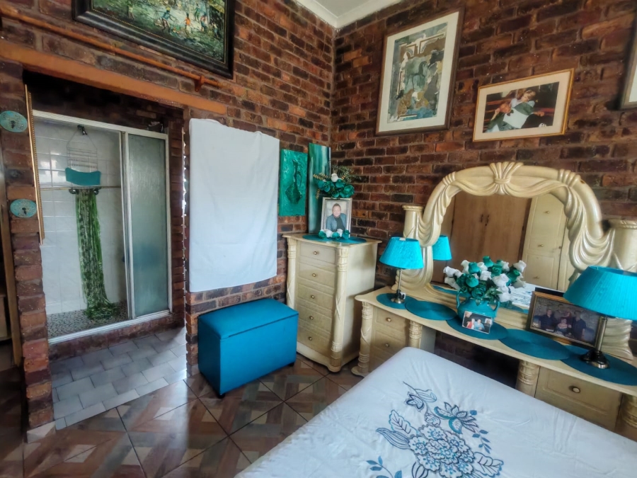 3 Bedroom Property for Sale in Quellerie Park Gauteng