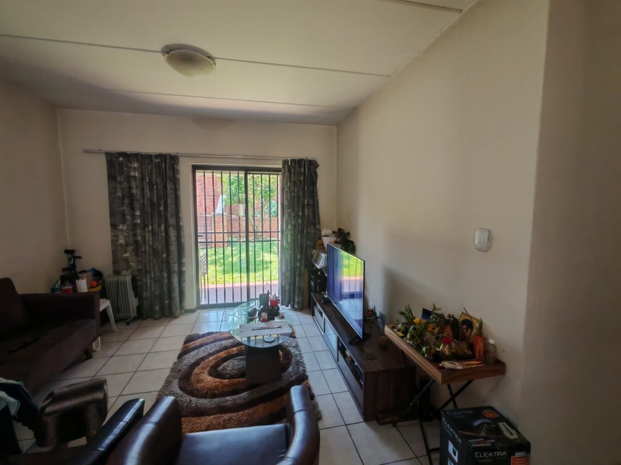 2 Bedroom Property for Sale in Olivedale Gauteng
