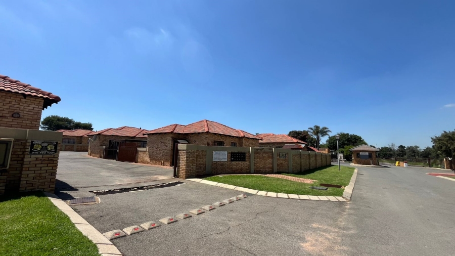 3 Bedroom Property for Sale in Greenhills Gauteng