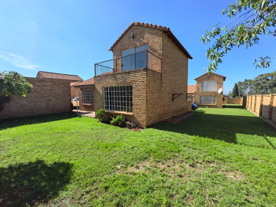 3 Bedroom Property for Sale in Groblerpark Gauteng
