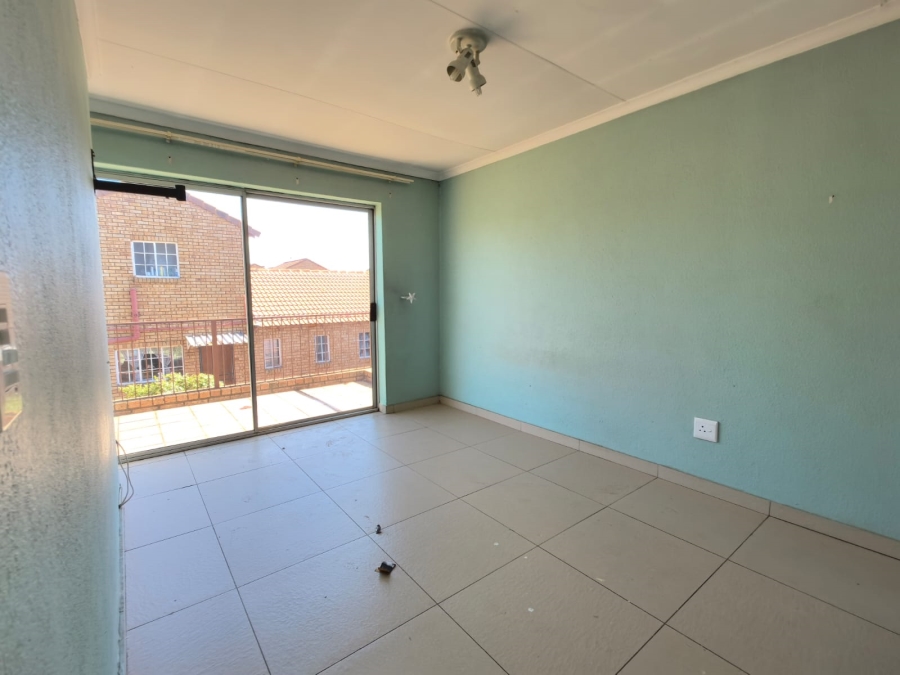 3 Bedroom Property for Sale in Groblerpark Gauteng