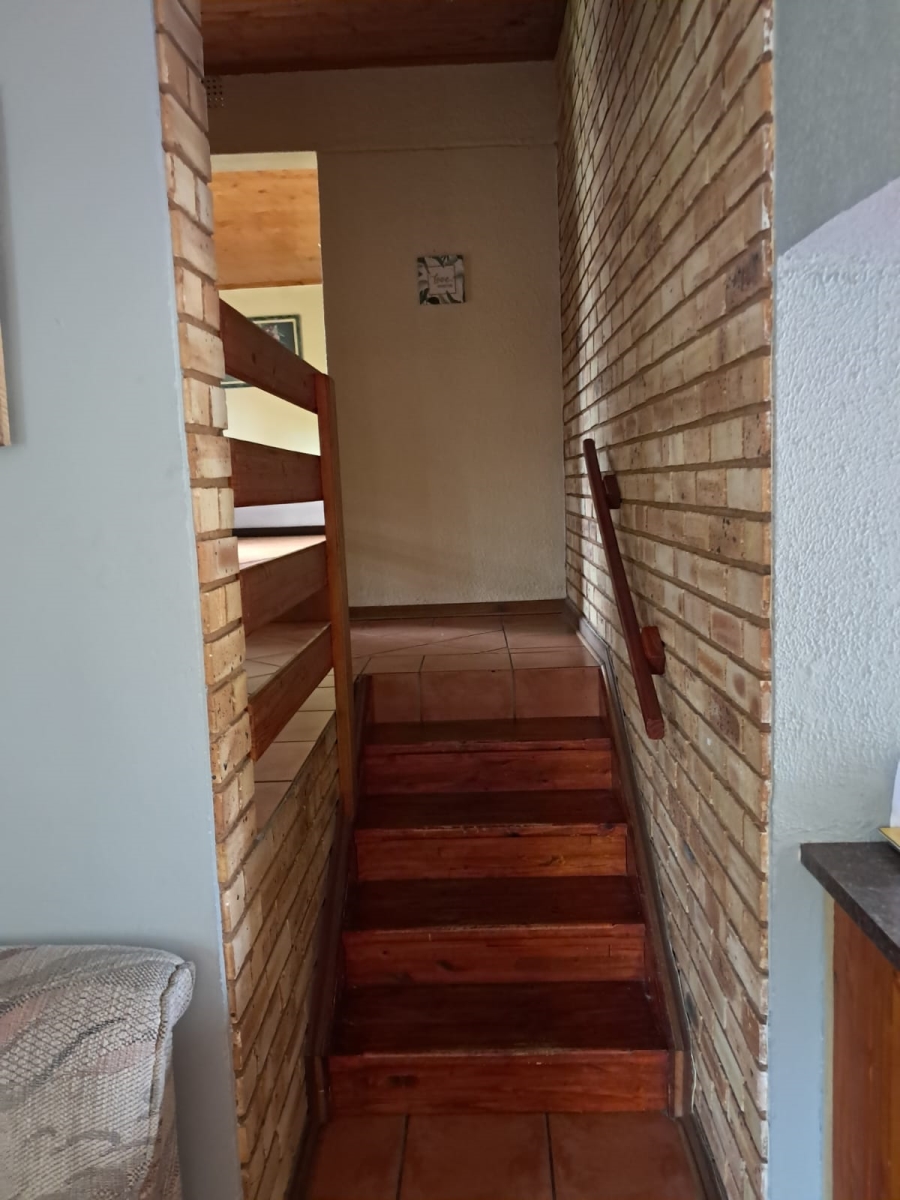 4 Bedroom Property for Sale in Greenhills Gauteng