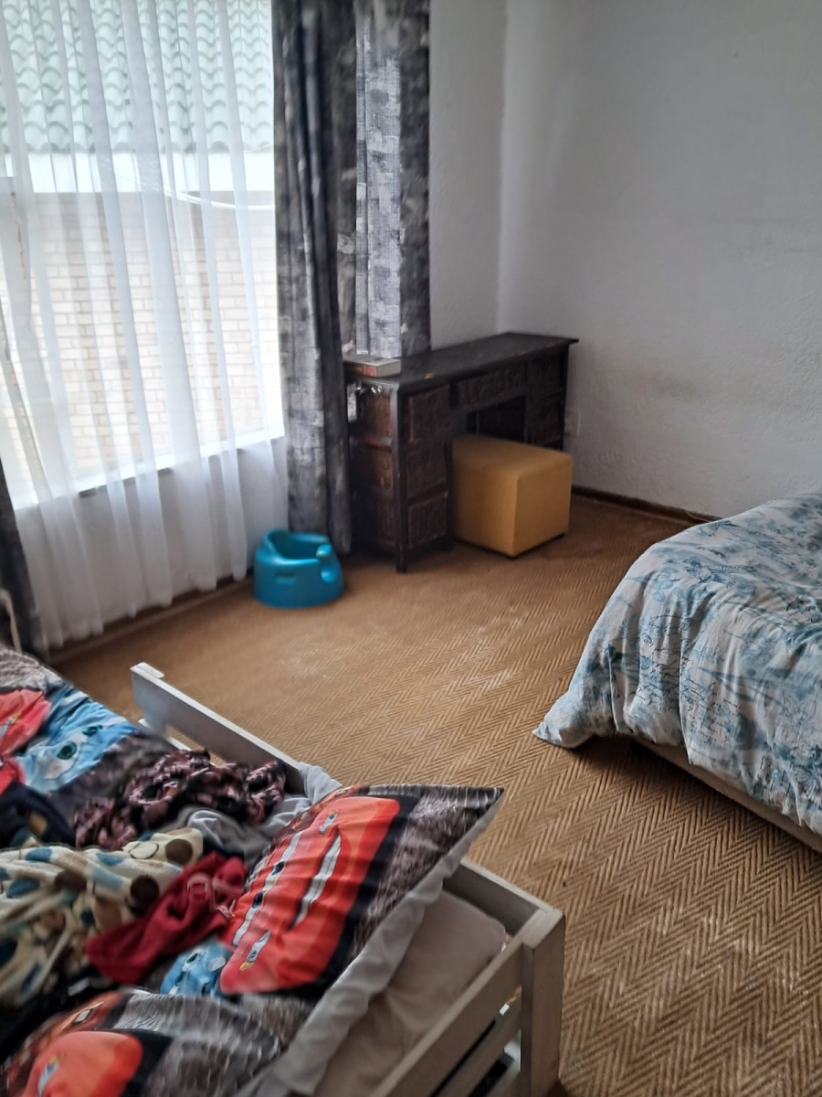 4 Bedroom Property for Sale in Greenhills Gauteng