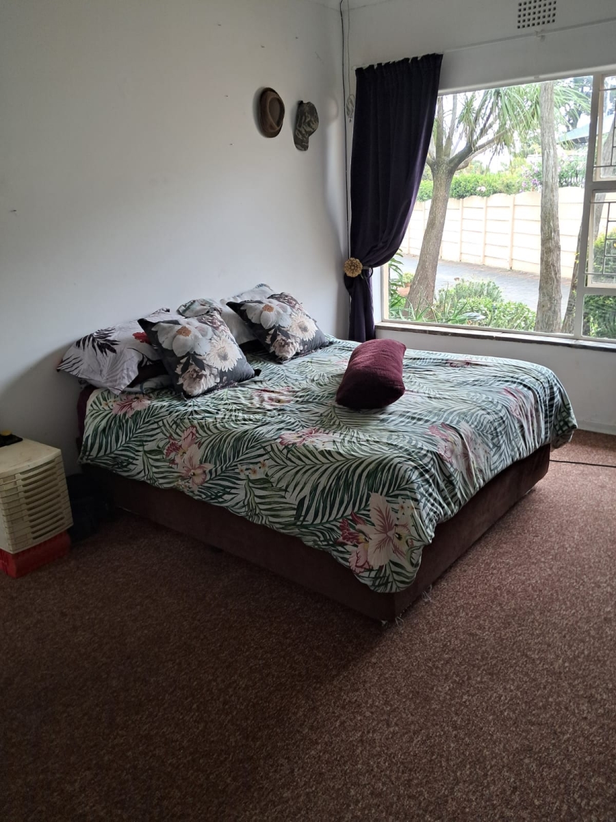 4 Bedroom Property for Sale in Greenhills Gauteng