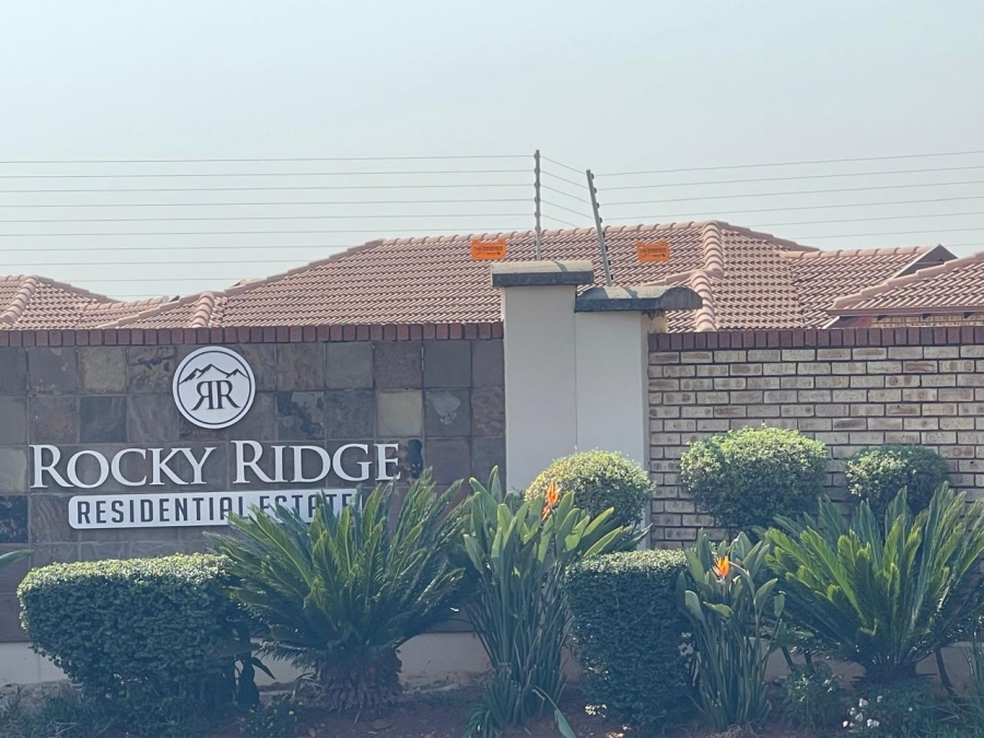 2 Bedroom Property for Sale in Weltevreden Park Gauteng