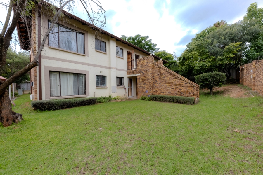 2 Bedroom Property for Sale in Wilgeheuwel Gauteng
