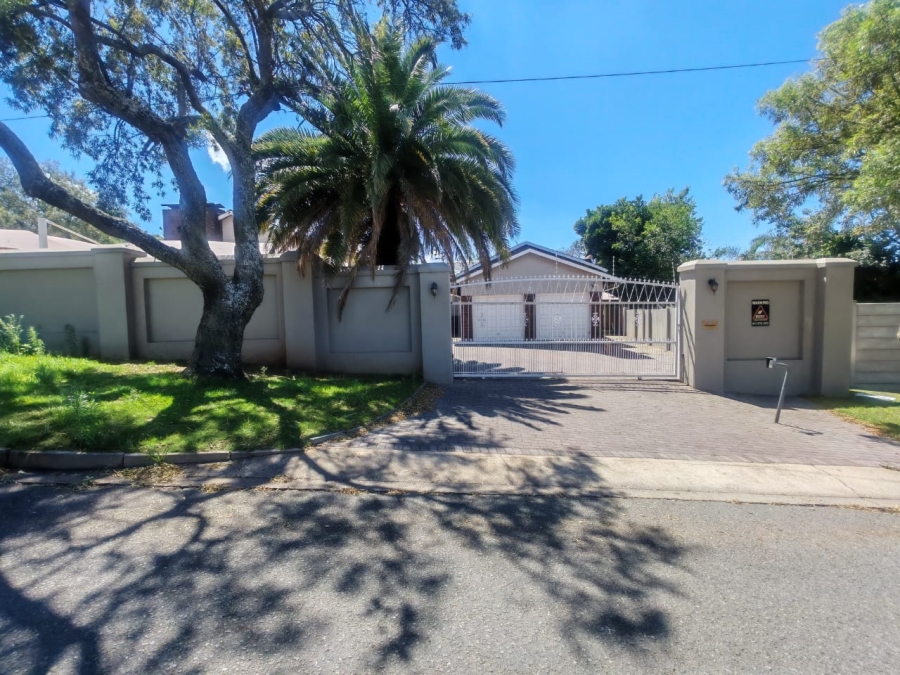 3 Bedroom Property for Sale in Florida Park Gauteng