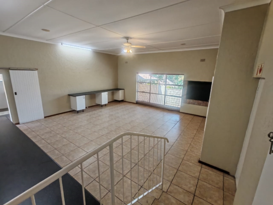 3 Bedroom Property for Sale in Florida Park Gauteng