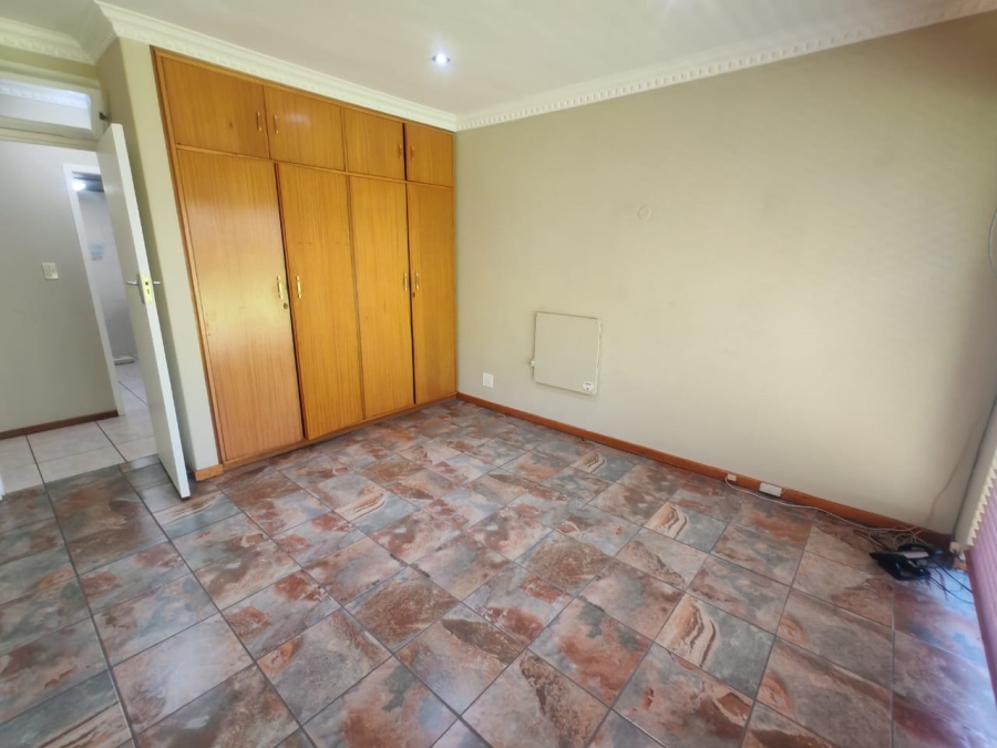 3 Bedroom Property for Sale in Florida Park Gauteng