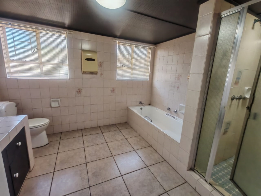 3 Bedroom Property for Sale in Florida Park Gauteng