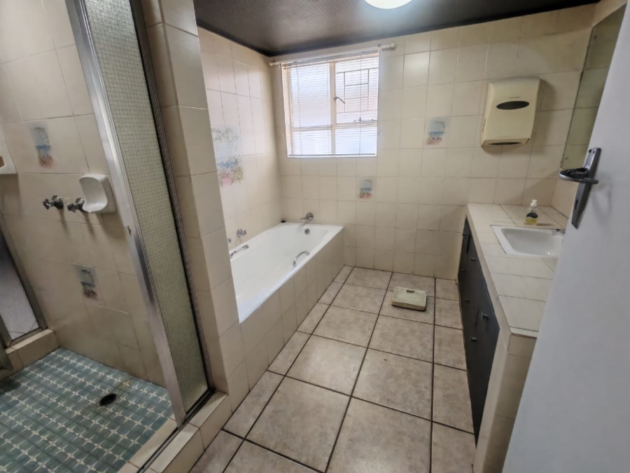 3 Bedroom Property for Sale in Florida Park Gauteng