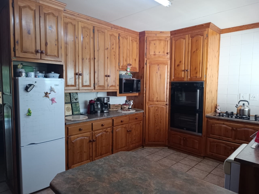 3 Bedroom Property for Sale in Helikonpark Gauteng