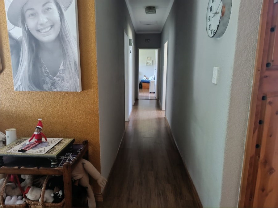 3 Bedroom Property for Sale in Helikonpark Gauteng