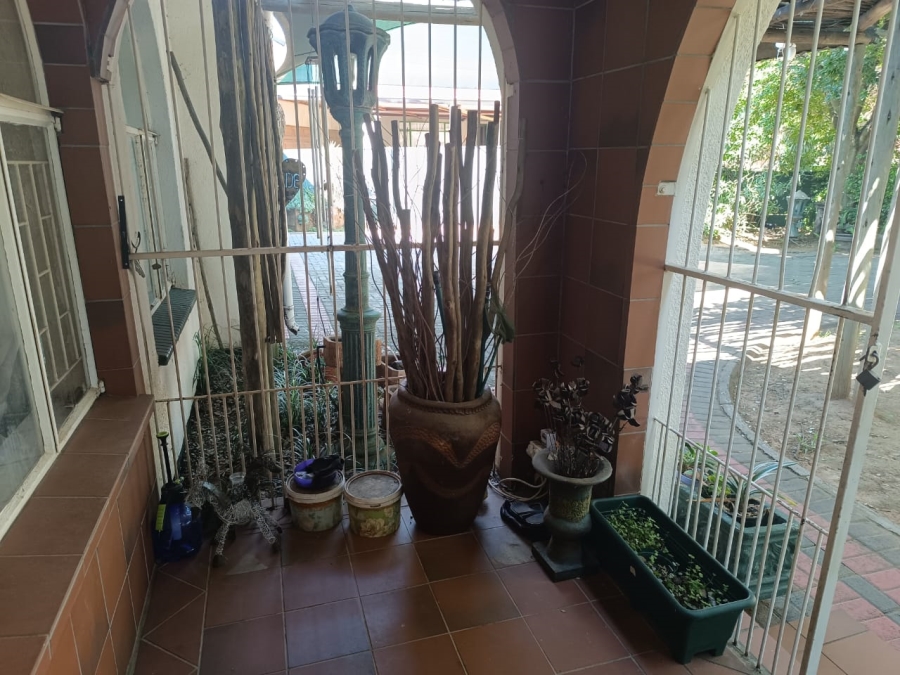 3 Bedroom Property for Sale in Helikonpark Gauteng