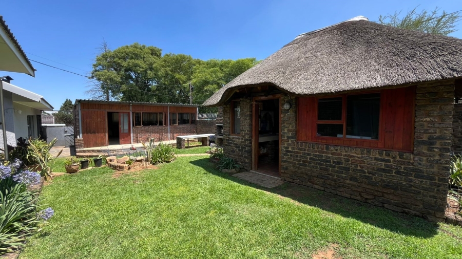 4 Bedroom Property for Sale in Greenhills Gauteng