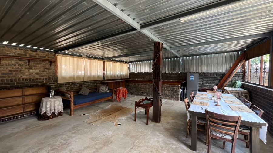 4 Bedroom Property for Sale in Greenhills Gauteng