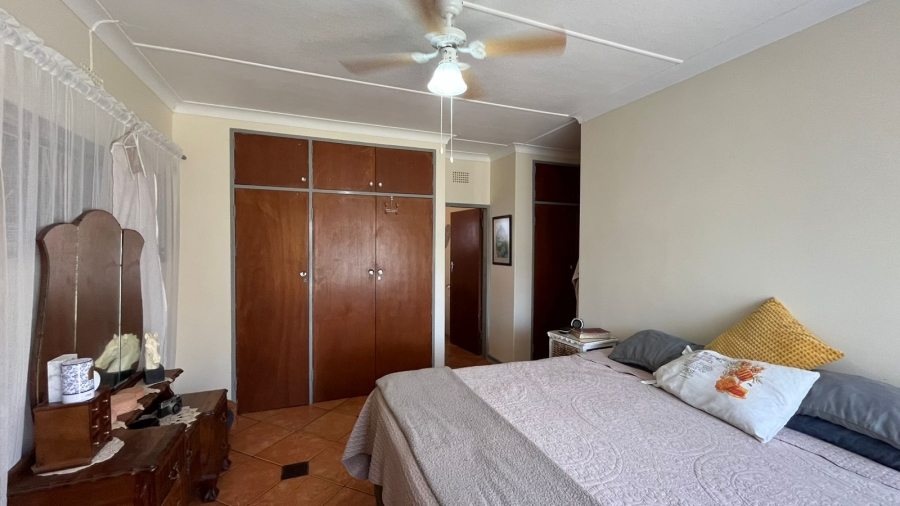 4 Bedroom Property for Sale in Greenhills Gauteng