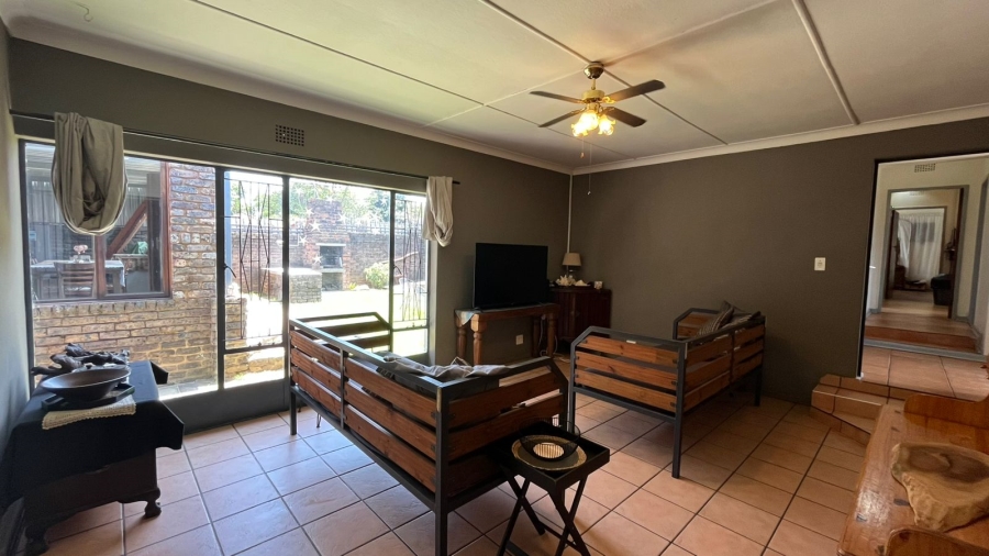 4 Bedroom Property for Sale in Greenhills Gauteng