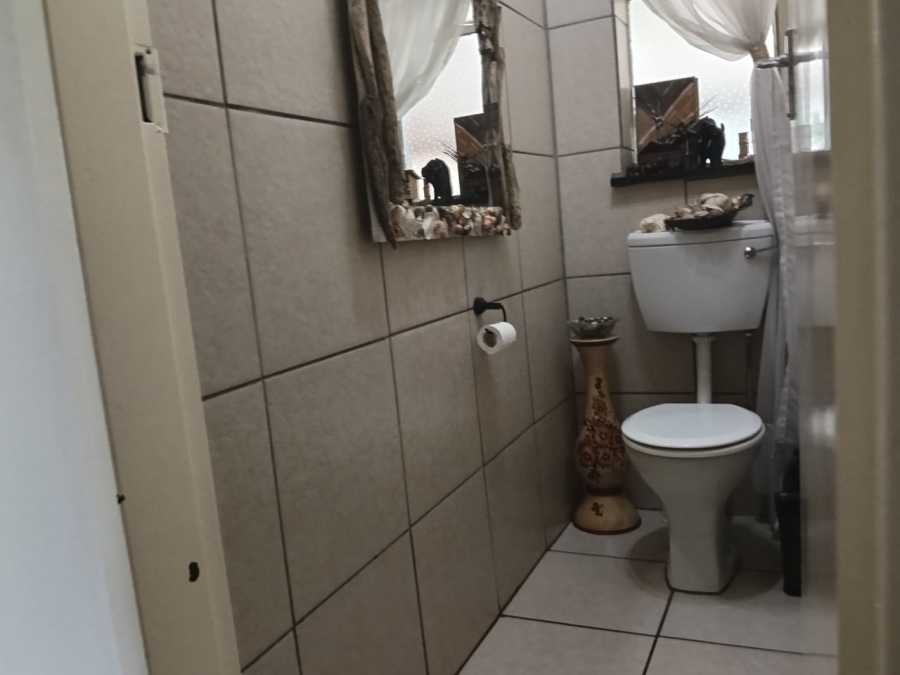 3 Bedroom Property for Sale in Greenhills Gauteng