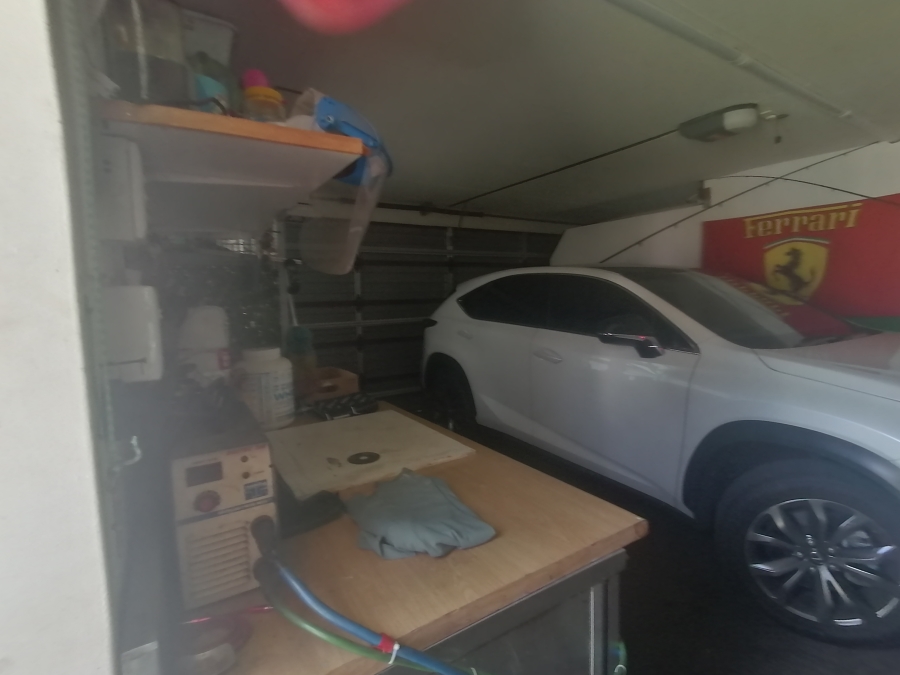 3 Bedroom Property for Sale in Monument Gauteng