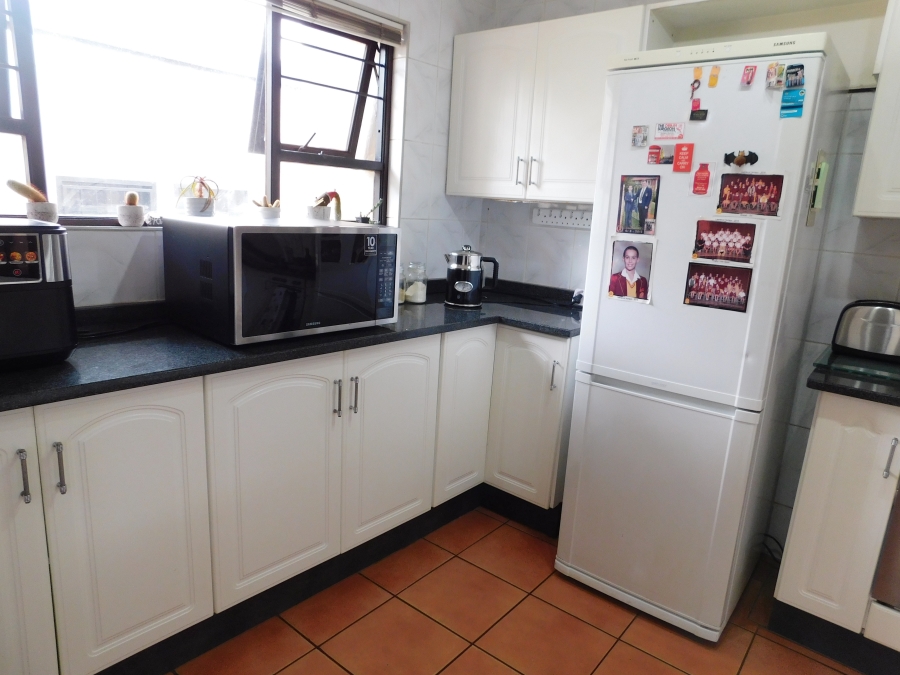 3 Bedroom Property for Sale in Rangeview Gauteng