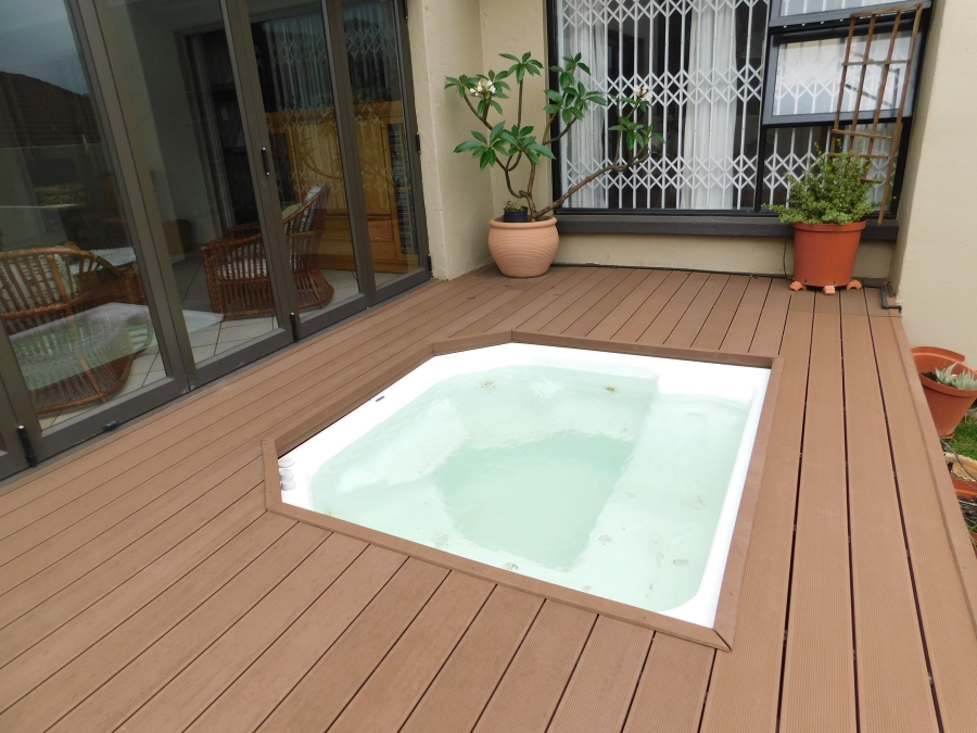 3 Bedroom Property for Sale in Rangeview Gauteng