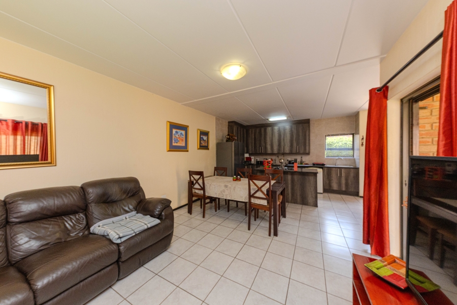 3 Bedroom Property for Sale in Helderkruin Gauteng