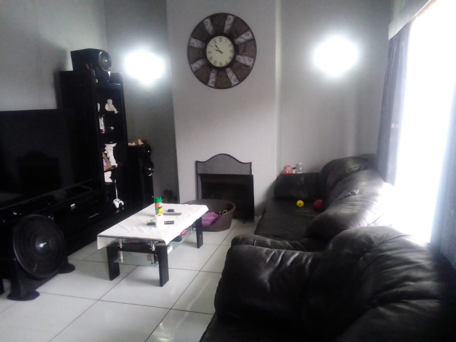 3 Bedroom Property for Sale in Wentworth Park Gauteng