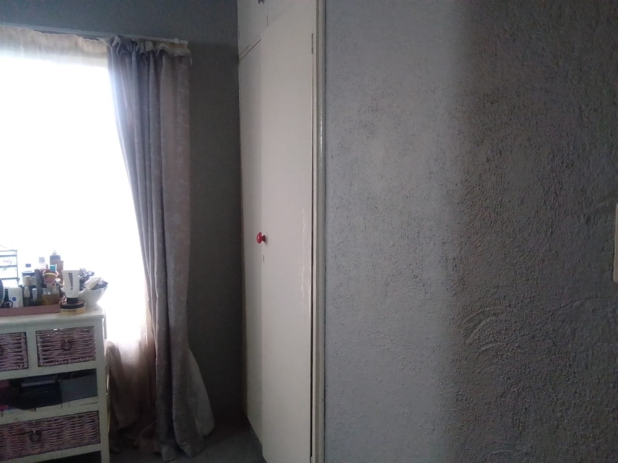 3 Bedroom Property for Sale in Wentworth Park Gauteng