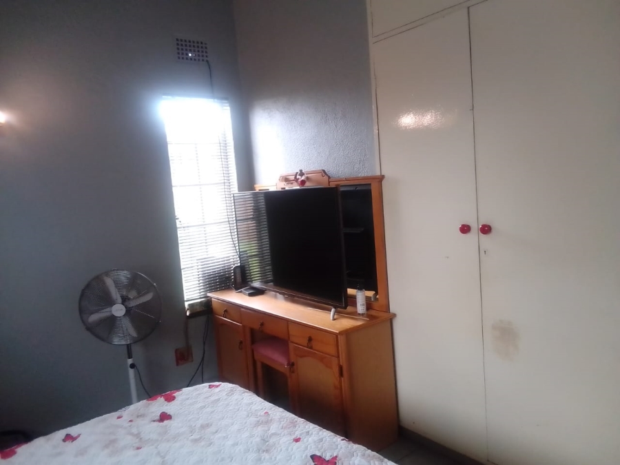 3 Bedroom Property for Sale in Wentworth Park Gauteng