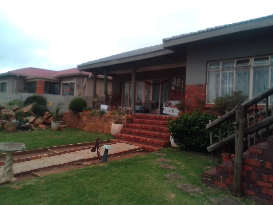3 Bedroom Property for Sale in Wentworth Park Gauteng